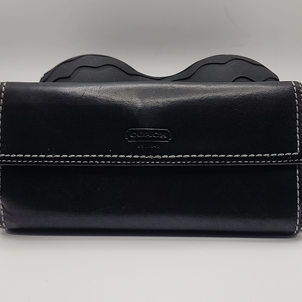 Elegant Coach Black/lavender Leather Women's Bag - Picture 5 of 13